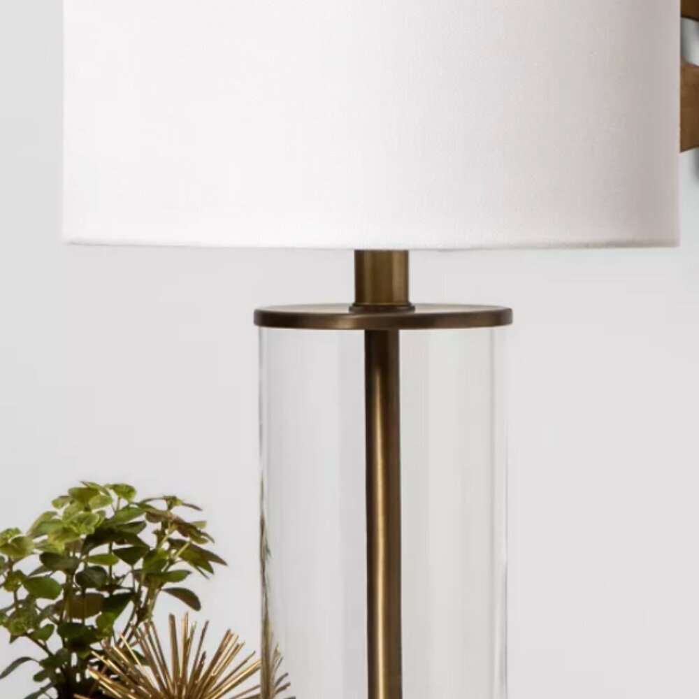 Modern USB bedroom table lamp